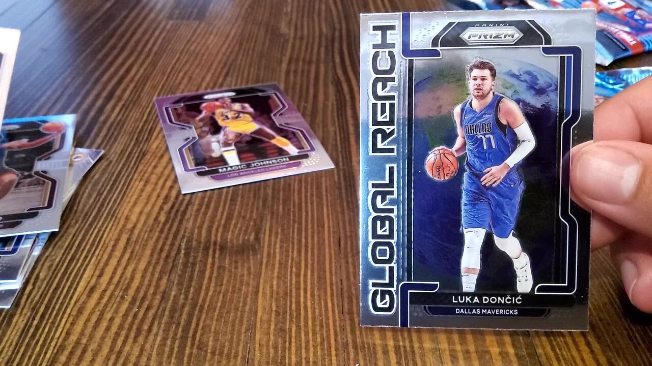 Two Pack Tuesdays - Ep. 22 - 2022 NBA Prizm Basketball: The Scottie Pilgramage and our giveaway!