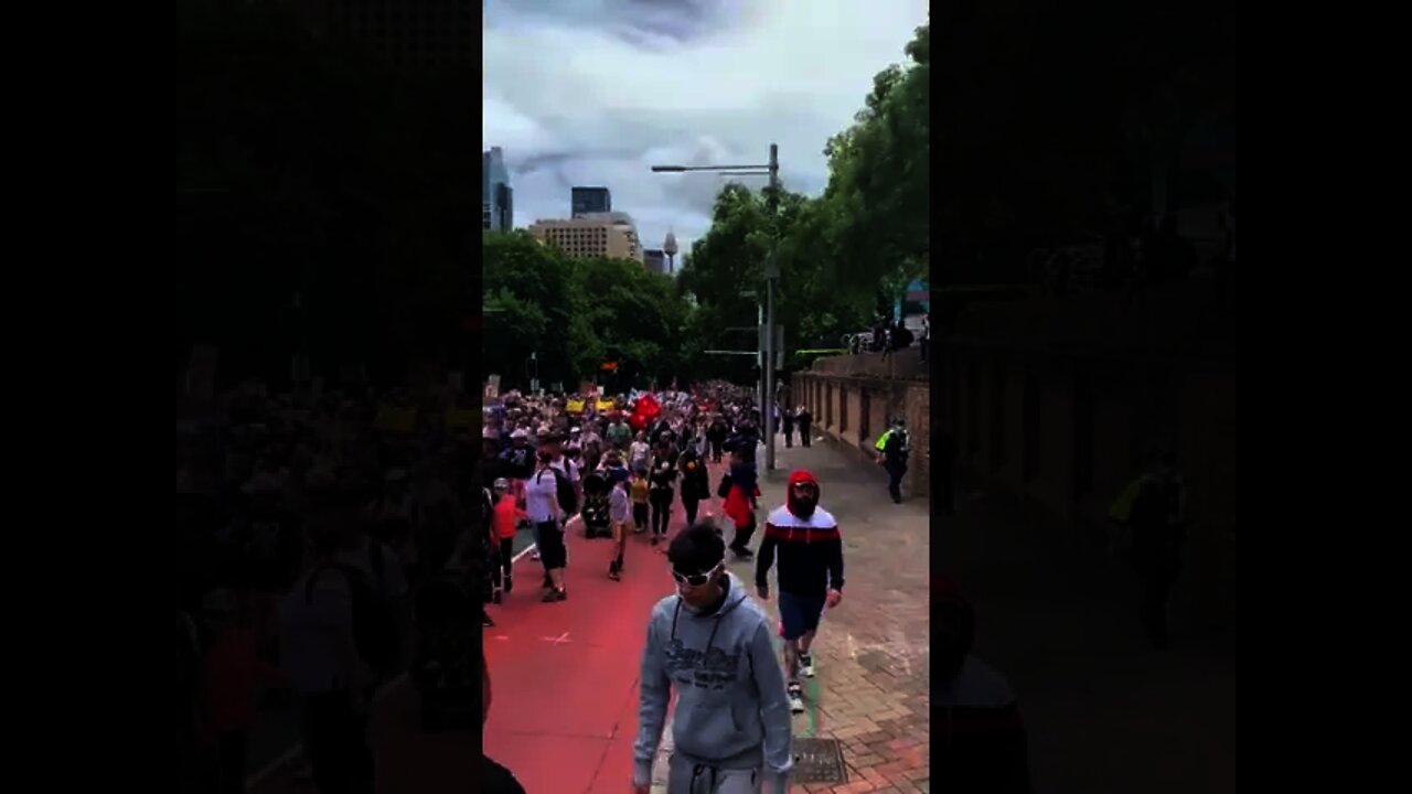 AUSTRALIA - Huge Crowd Protesting Mandates In Sydney