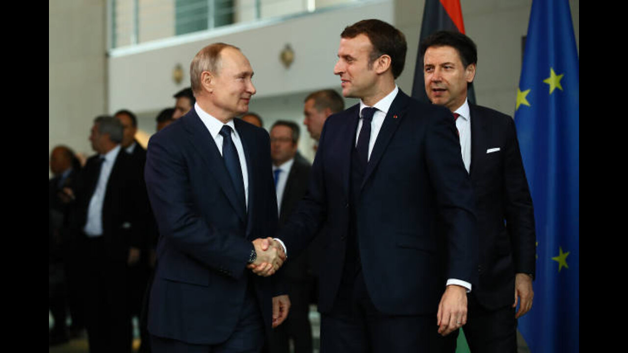 Macron Refused PCR Test in Moscow Over Fear Russians Will 'Get Their Hands' on His DNA