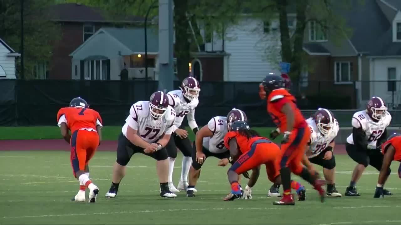 Orchard Park hangs on against Bennett in Week 5