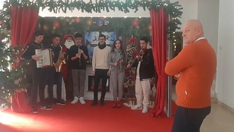 NEWS BUZAU Colinda la CJ Grup Liceul de Arte Margareta Sterian Buzau 20 12 2022