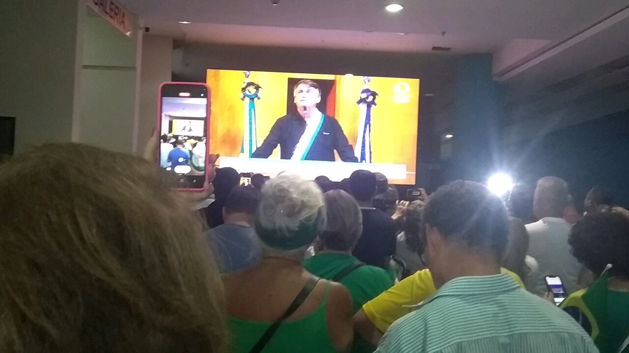 Nosso Amado Presidente Jair Messias Bolsonaro em Vitória 10/11/23 vídeo 04