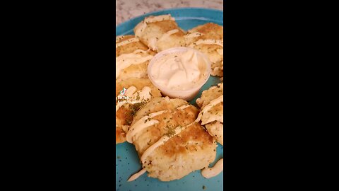 20 Minute Salmon Cakes w/ A Lemon Cajun Aioli