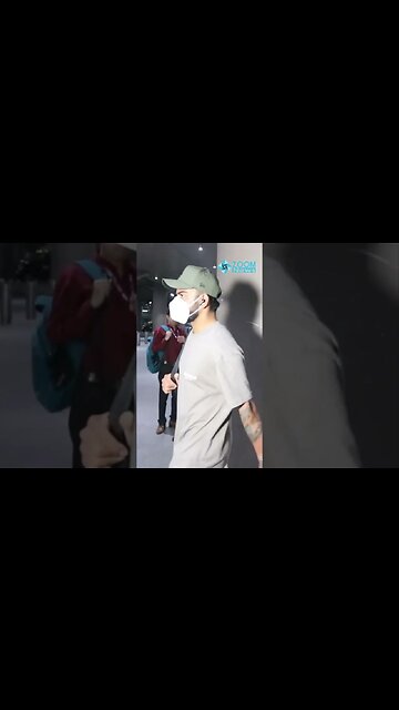 Virat Kohli Spotted At Airport 📸 #shorts