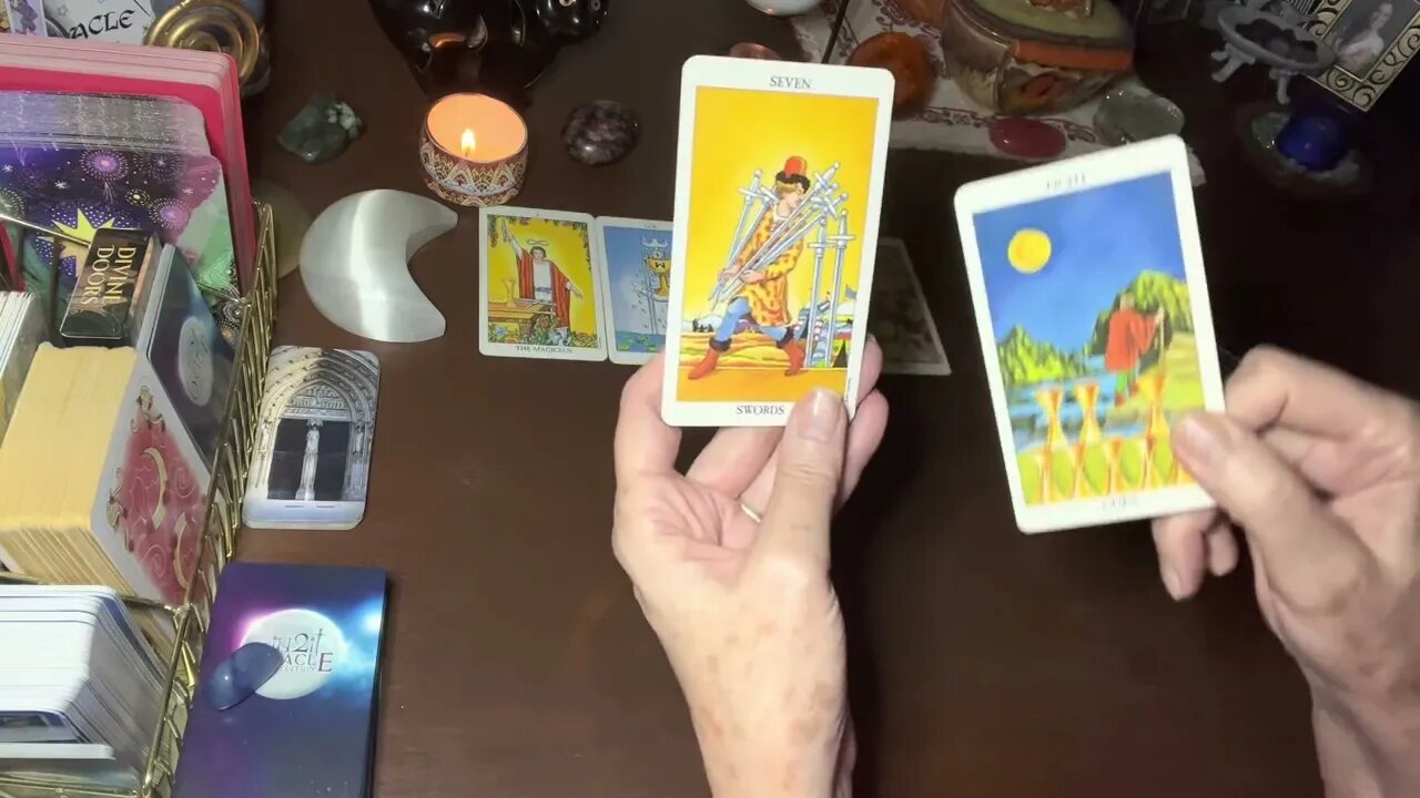 SPIRIT SPEAKS💫MESSAGE FROM YOUR LOVED ONE IN SPIRIT #126 ~ spirit reading with tarot