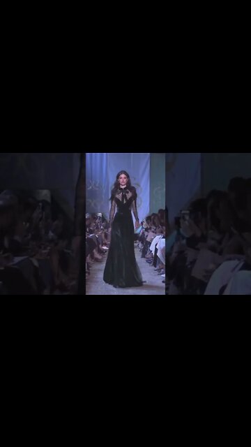 Elie Saab Haute Couture Autumn/Winter 2017-18 Runway Collection