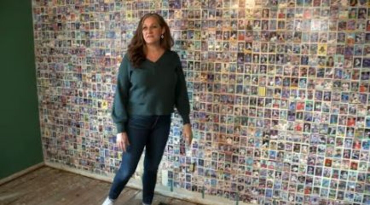 Massive Baseball Card Collection Found Behind Wallpaper