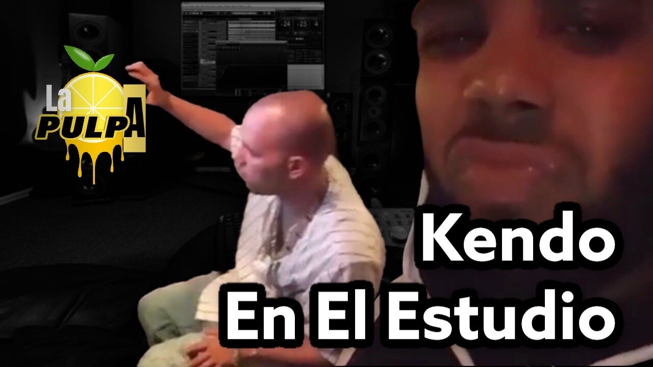 Kendo Kaponi produciendo en el Estudio