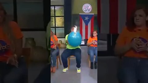 Papá caliente #puertorico #latino #juegos #gamesshorts #juegosfamiliares #humorlatino #games