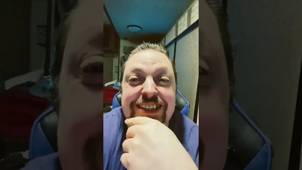 He Tips $500 For Ice Water & Napkins! 🤣