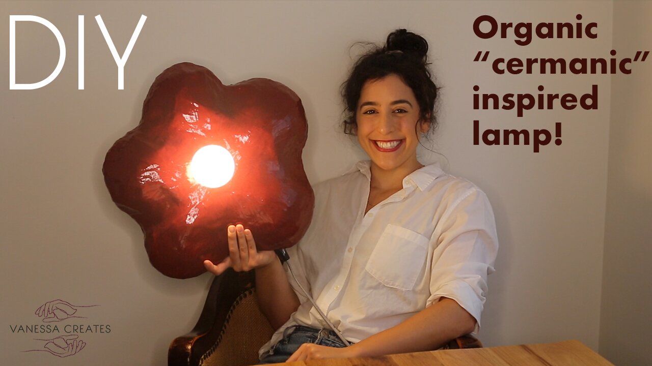 DIY organic flower "ceramic" inspired lamp from plaster!