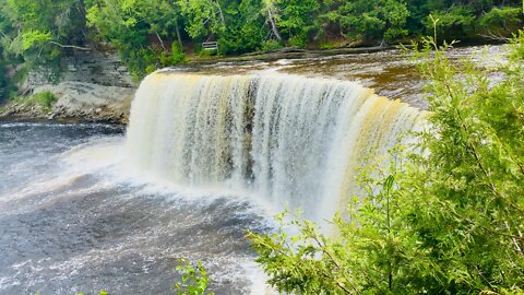 Tahquamenon Falls