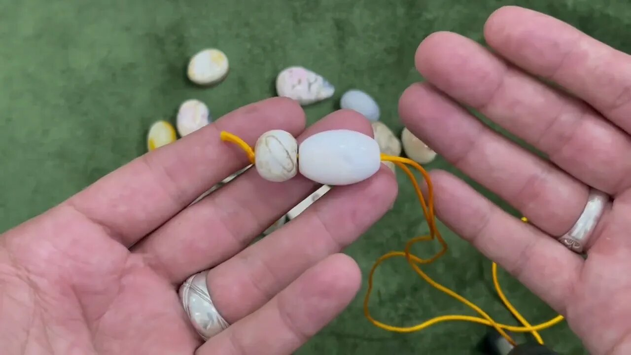 حجر العطف وفوائده