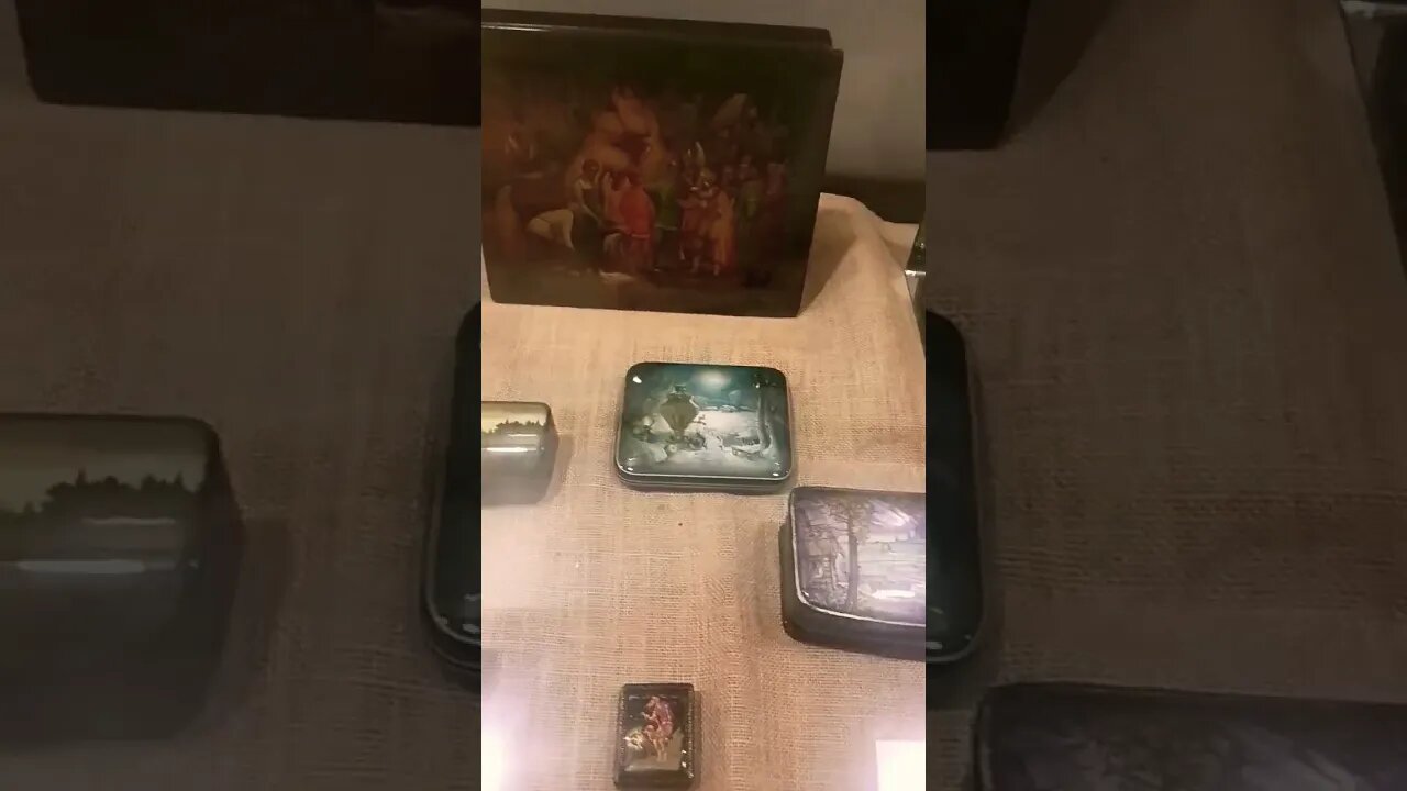 Lacquer Boxes were created after the revolution #library#art#ivangolikov an many other artist#shorts