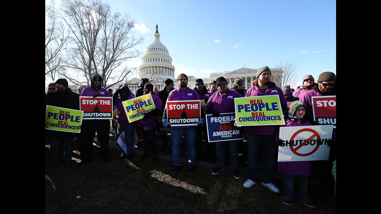 7 financial tips for federal workers to survive the government shutdown