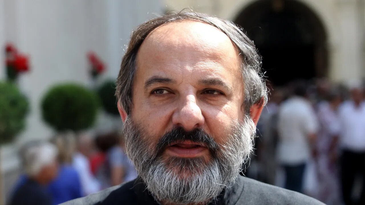 Ks. Isakowicz-Zaleski nie zostawia suchej nitki na pseudopatriotach z PiSu