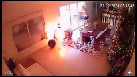 E-Schrott - Voll am Arsch