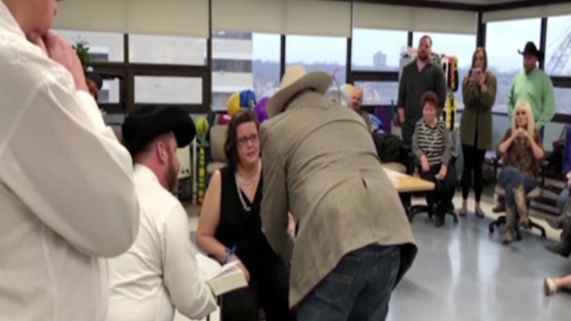 WEDDING BELLS! Man marries 40-year-old fiancé who is recovering from two strokes - ABC15 Digital