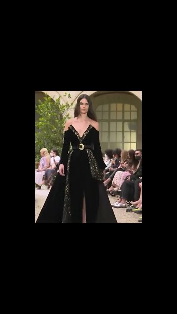Zuhair Murad Haute Couture Fall/Winter 2021-22 Collection.