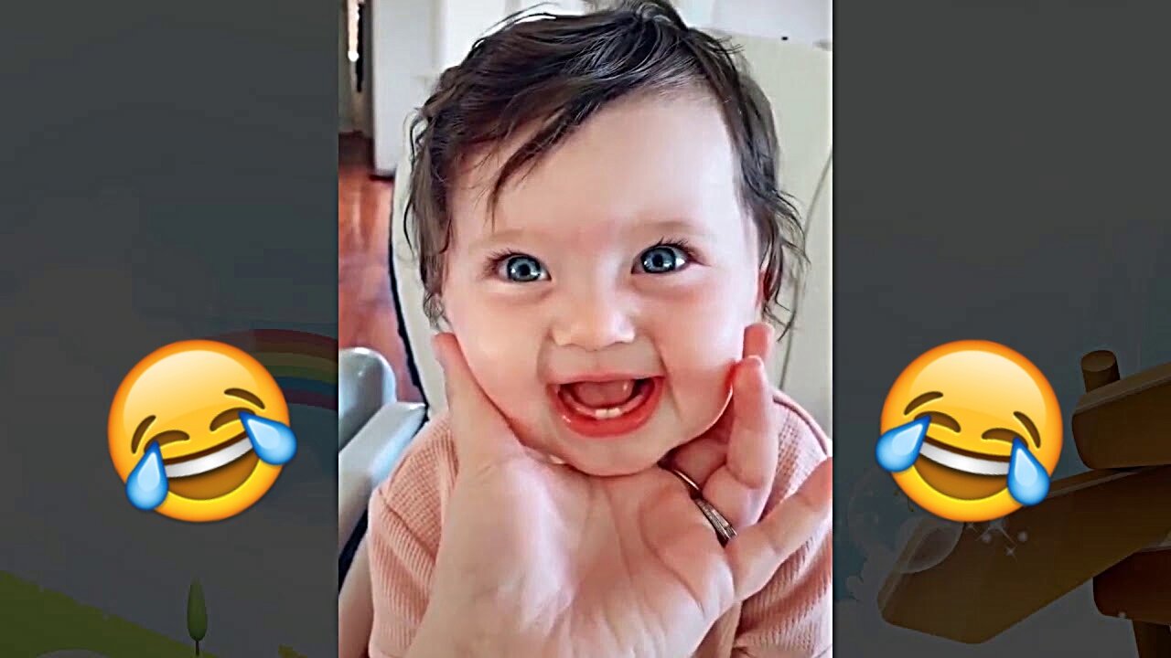 Try not to Laugh - Cute And Funny Baby Videos