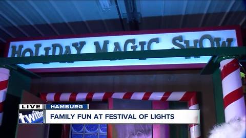 Thuy Lan checks out Kandy Kane's magic show