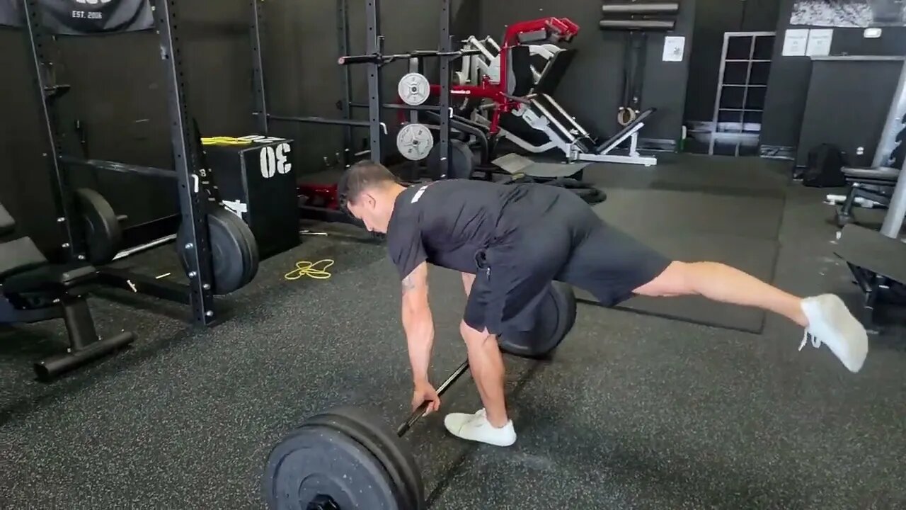 Barbell Single Leg Romanian Deadlift