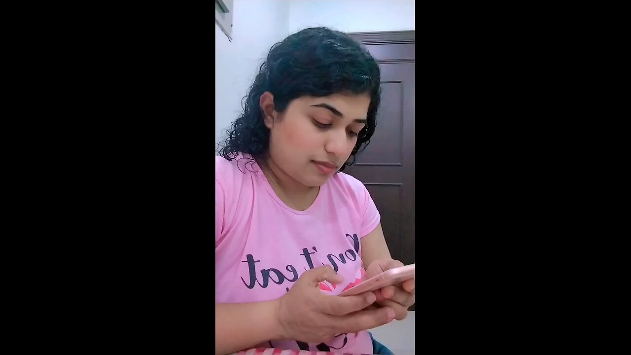 എപ്പോഴും സന്തോഷമായിട്ട് ഇരിക്കണം... 🥰🥰🥰