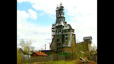 Bizarre Russian House