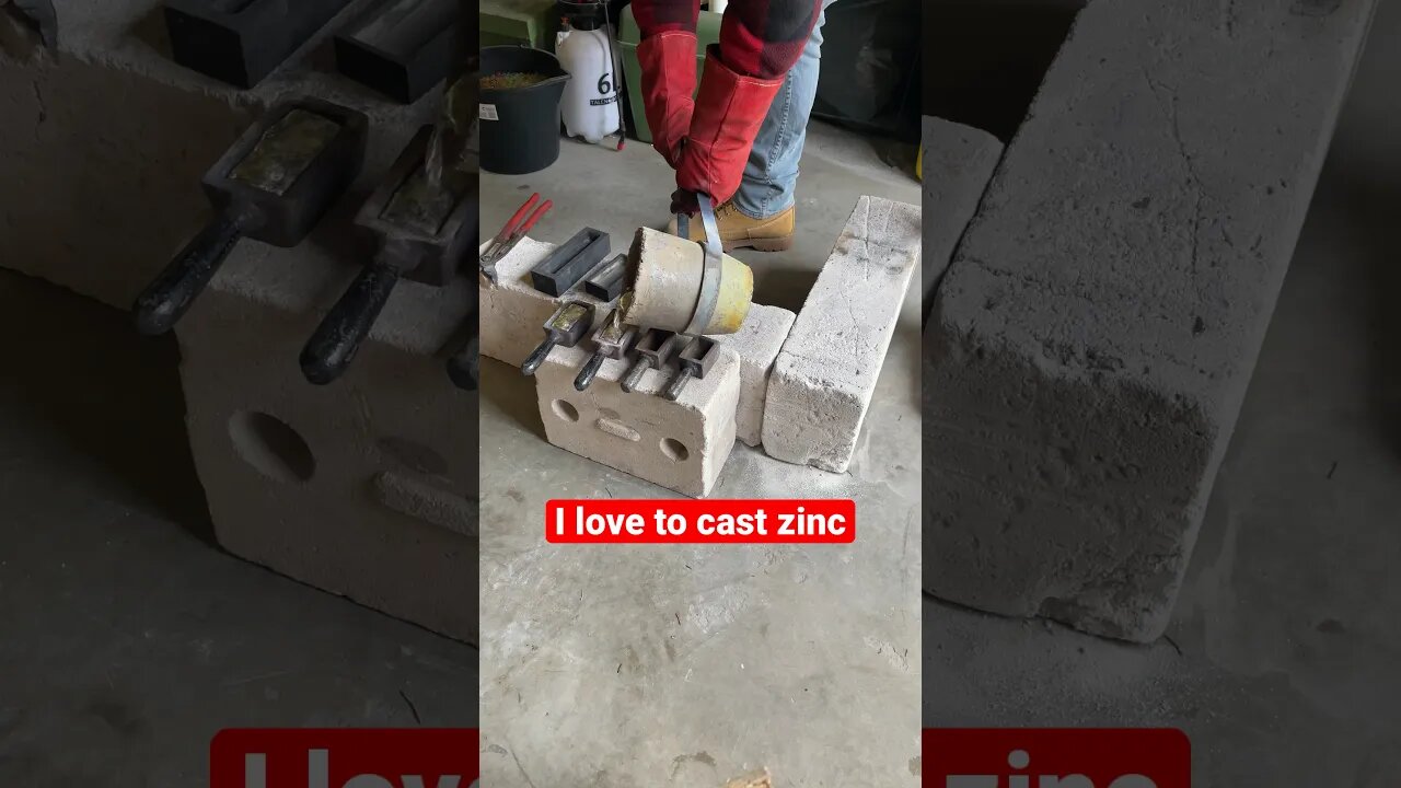 Zinc casting #devilforge #metalcasting #casting #melting #scrapping #belgium