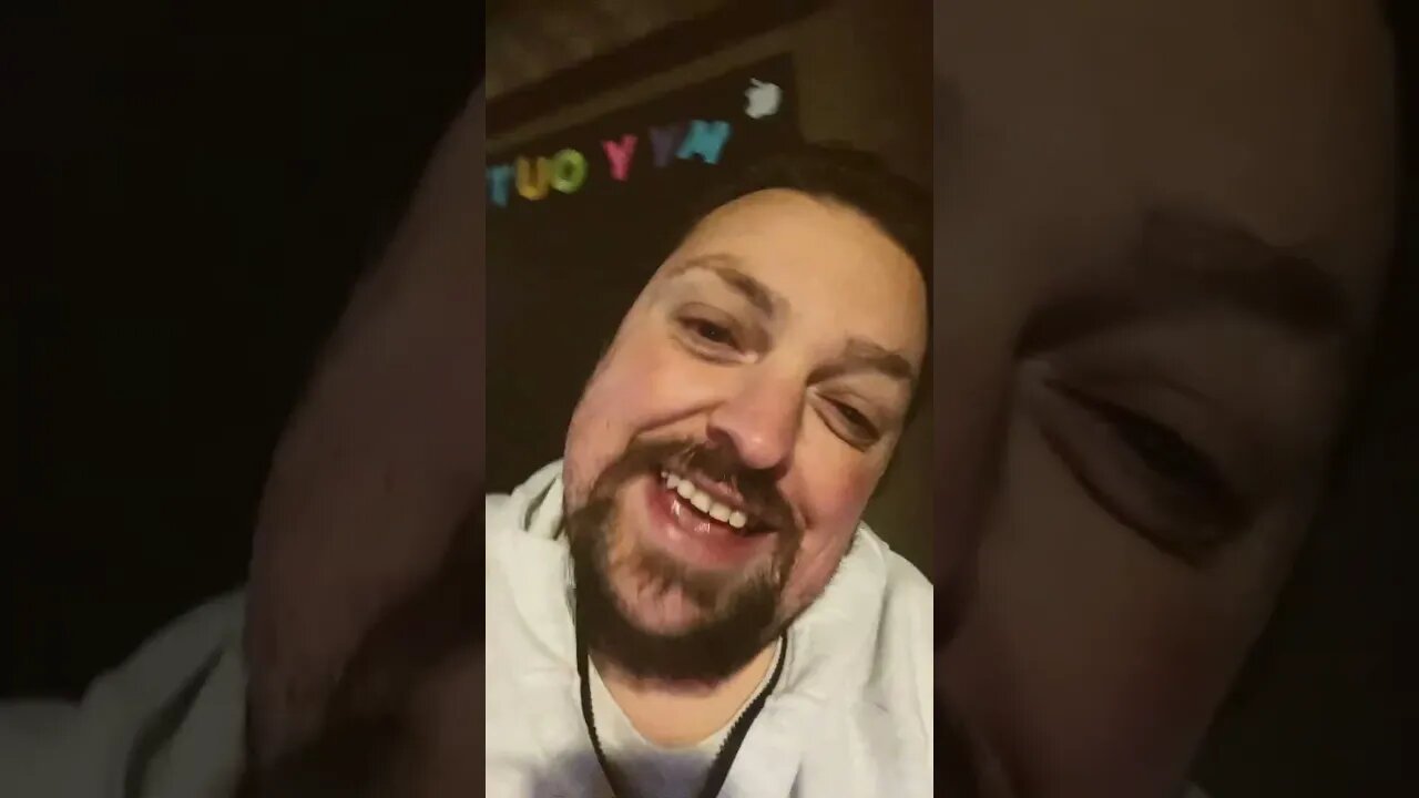 Cat Gets Buried In The Snow! 🤣