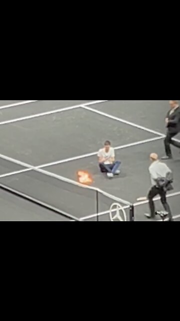 Climate Change Protester Sets Himself on Fire at Pro Tennis Match