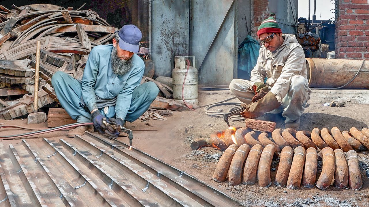 Process of Making Agricultural Hand Plough From Railroad Steel Track