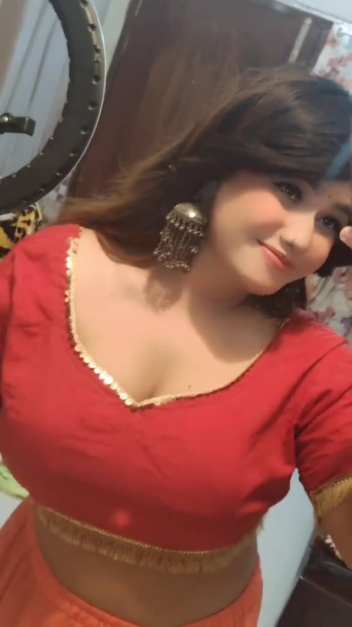 She have Nice attitude 😄