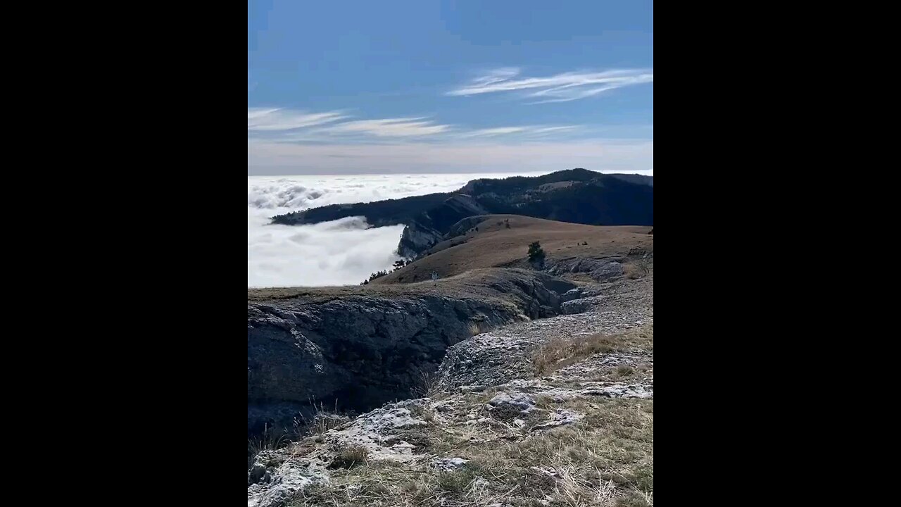 — Above the clouds in the gazebo of the Seven Winds