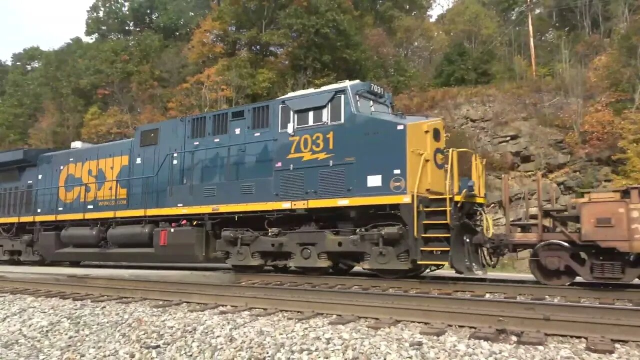 Westbound at the Keystone crossing