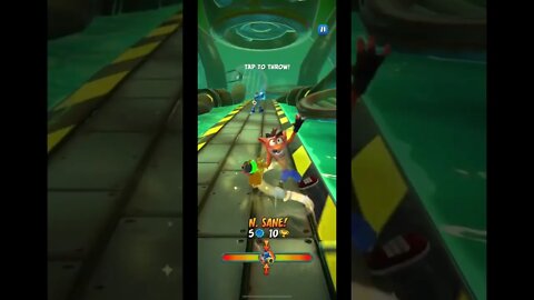 Frosty Geary Battle Run Gameplay On Sewer or Later - Crash Bandicoot: On The Run!