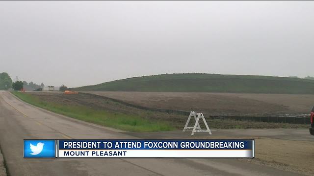 Protesters, president descend on Wisconsin for Foxconn