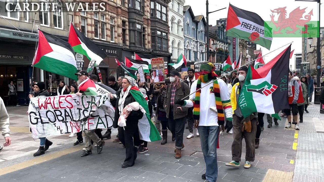 March for Palestinian Children, Mc St Mary Street, Cardiff Wales