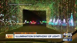 Drive-thru light show opens in north Phoenix for second year