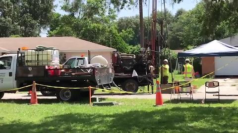 Land O' Lakes sinkhole cleanup process begins | Digital Short