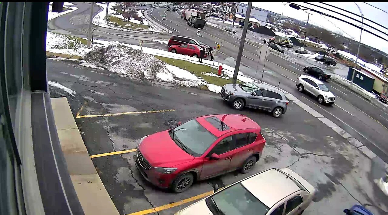 Accident devant EnBeauce.com