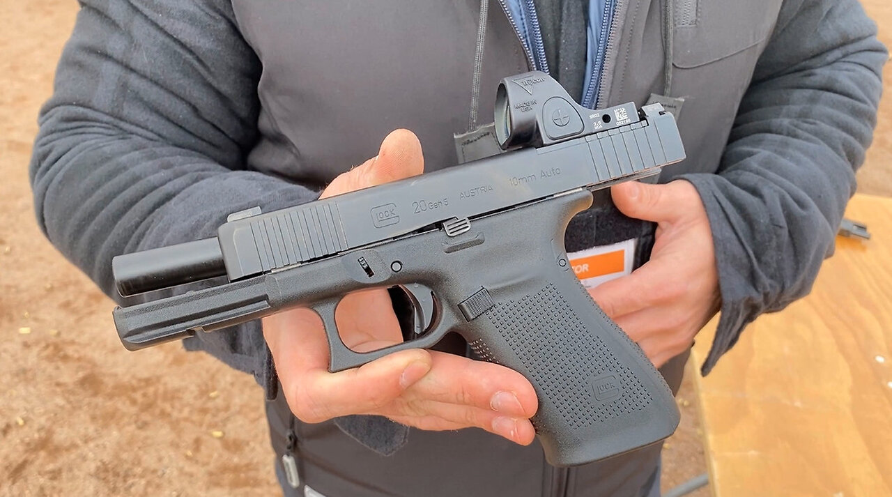 GLOCK 20 Gen5 MOS - New pistol from Glock