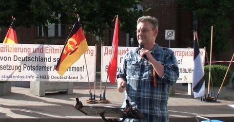 Entnazifizierung als Heilmittel für den Weltfrieden