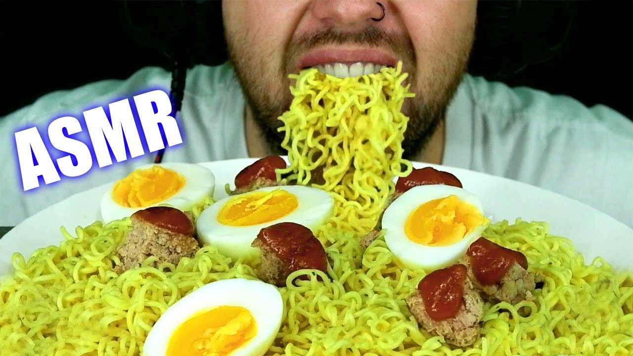 ASMR NOODLES + EGGS + MEAT | EATING SOUND (NO TALKING) 🎧 BEST SOUND