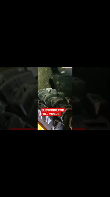 Split that sucker. Separating a snow blower #shorts