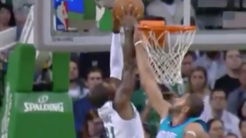 Kyrie Irving Can DUNK!!! Posterizes Nicolas Batum in Preseason Game