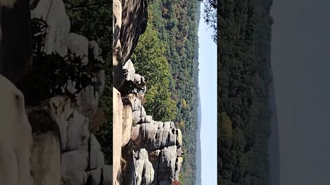 When you realize just how small you are.#gardenofthegods, #hogrockoctoberfest2022