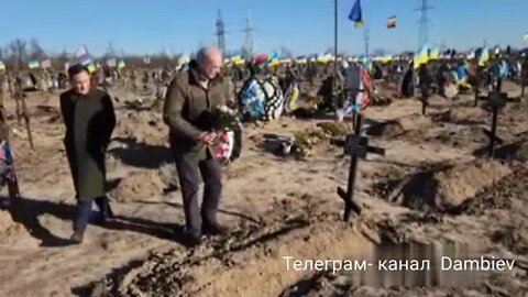 French Ambassador Etienne de Ponsin visited the burial of killed Ukrainian troops in Dniperpetrovsk