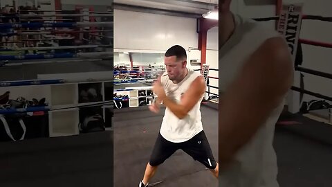 Nate Diaz Smokes While Training? 🤣