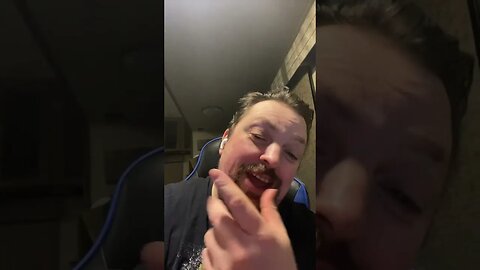 Eating Cheese Burger In 2 Bites?